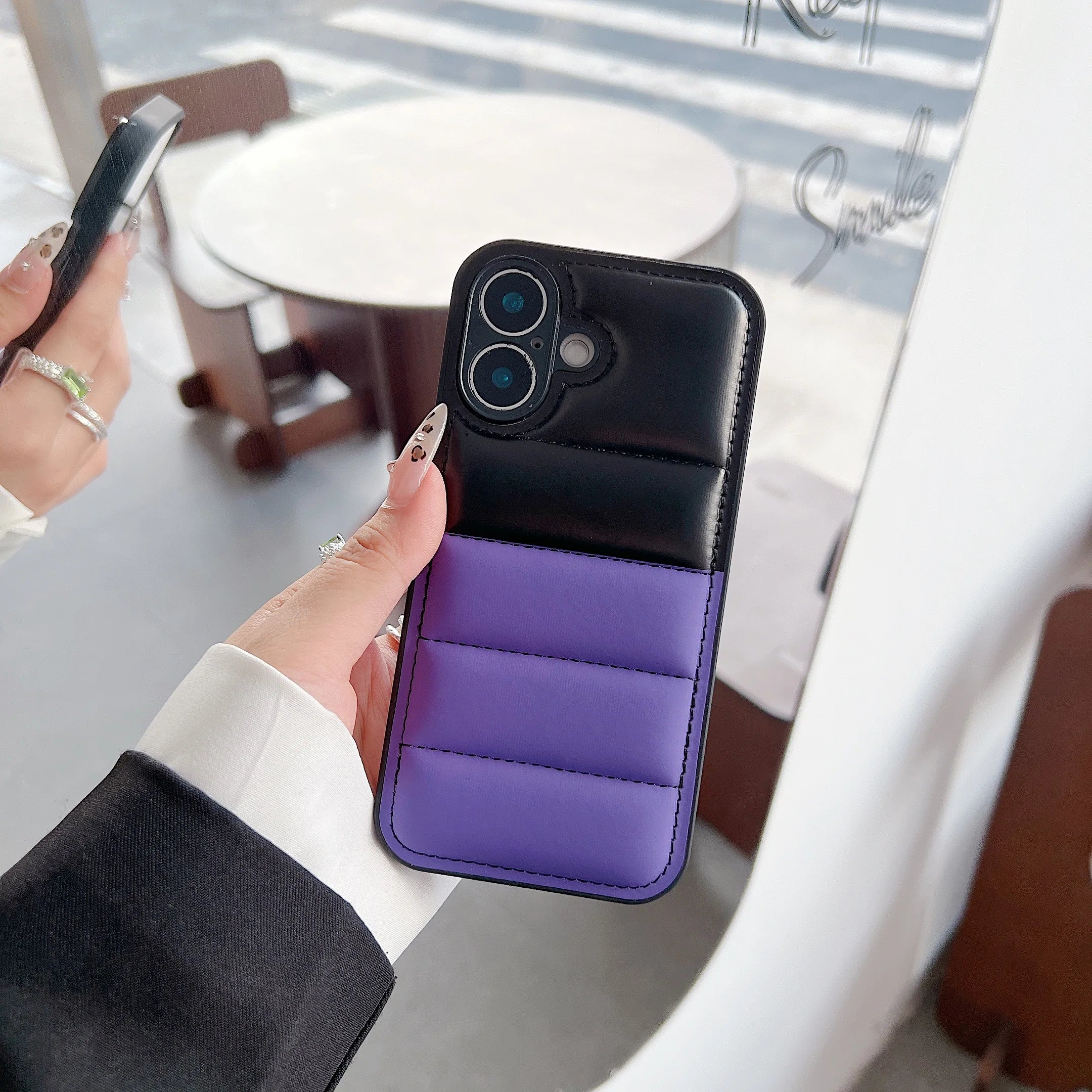 Funda Bicolor Antichoque para iPhone — Estilo Moderno